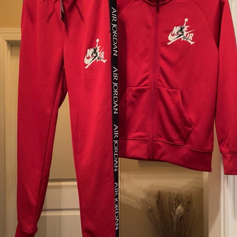 New RED Nike JORDAN Boys Jumpman Tracksuit Jacket Pants Track Suit Sz Medium NWT